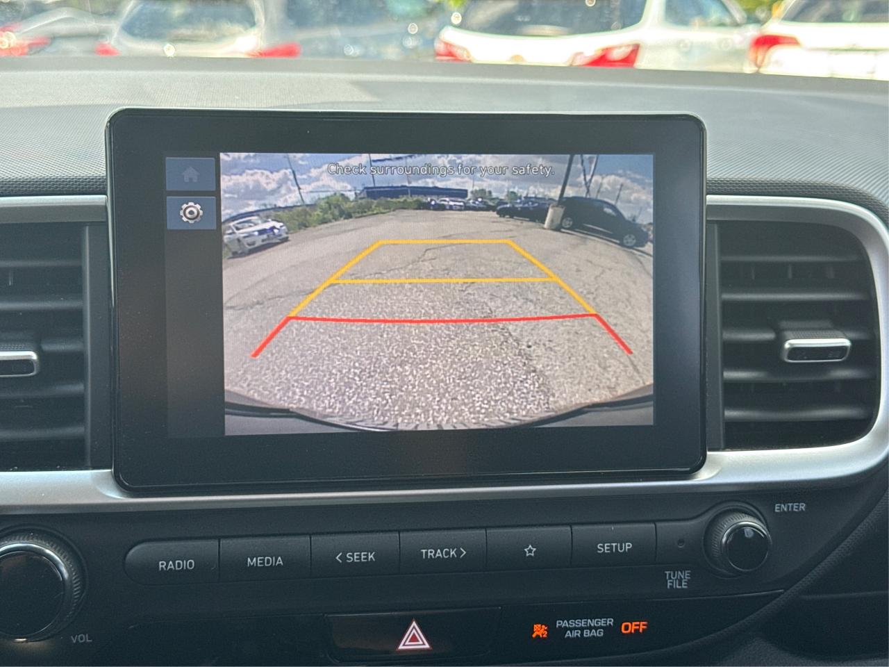 2023 Hyundai Venue Essential CRUISE HEATED SEATS WE FINANCE ALL CREDT Photo