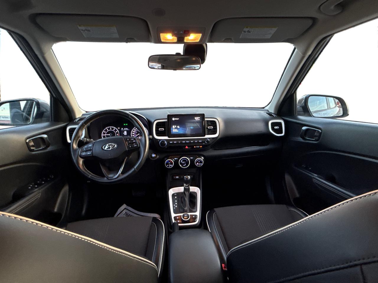 2022 Hyundai Venue NAV LEATHER SUNROOF LOADED! WE FINANCE ALL CREDIT Photo