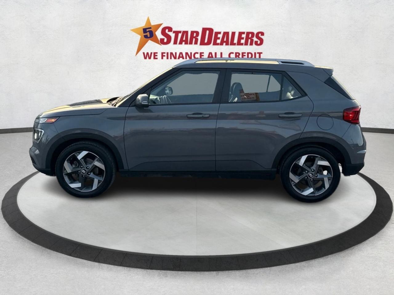 2022 Hyundai Venue NAV LEATHER SUNROOF LOADED! WE FINANCE ALL CREDIT Photo3