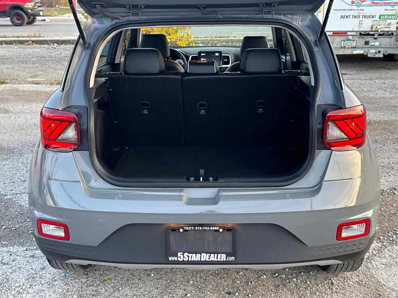 2022 Hyundai Venue NAV LEATHER SUNROOF LOADED! WE FINANCE ALL CREDIT Photo