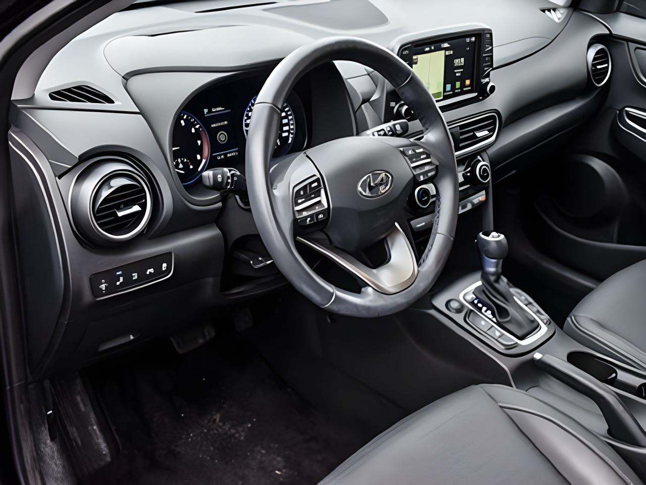 2020 Hyundai KONA Ultimate AWD NAV LEATHER ROOF LIKE NEW WE FINANCE Photo