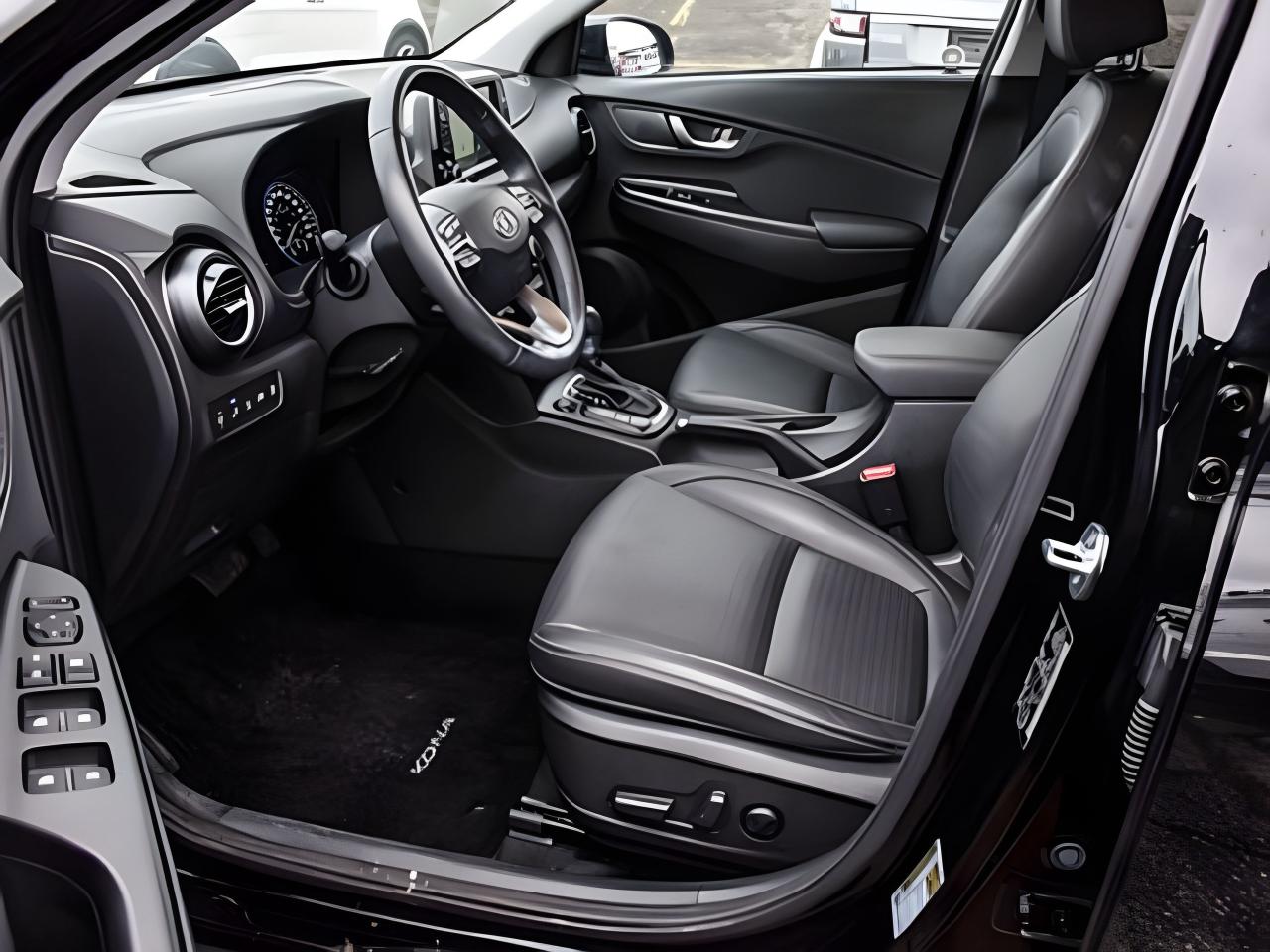 2020 Hyundai KONA Ultimate AWD NAV LEATHER ROOF LIKE NEW WE FINANCE Photo