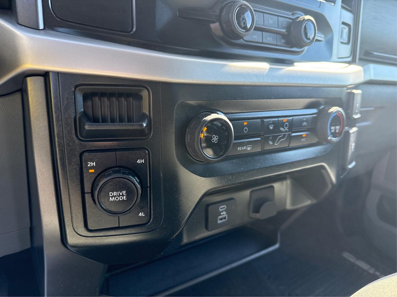 2022 Ford F-150 XLT SuperCrew 5.5' Box NAV WE FINANCE ALL CREDIT Photo