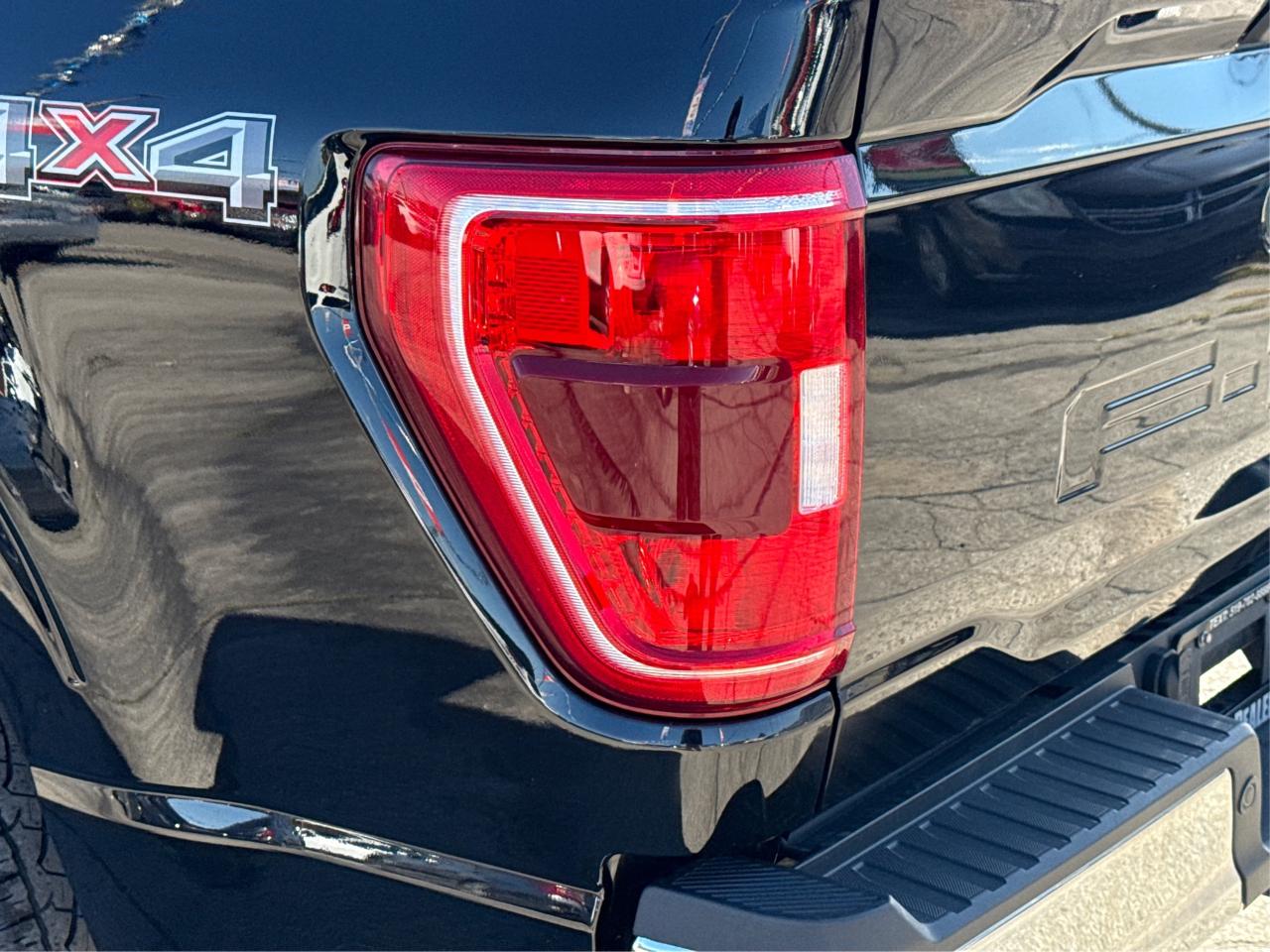 2022 Ford F-150 XLT SuperCrew 5.5' Box NAV WE FINANCE ALL CREDIT Photo