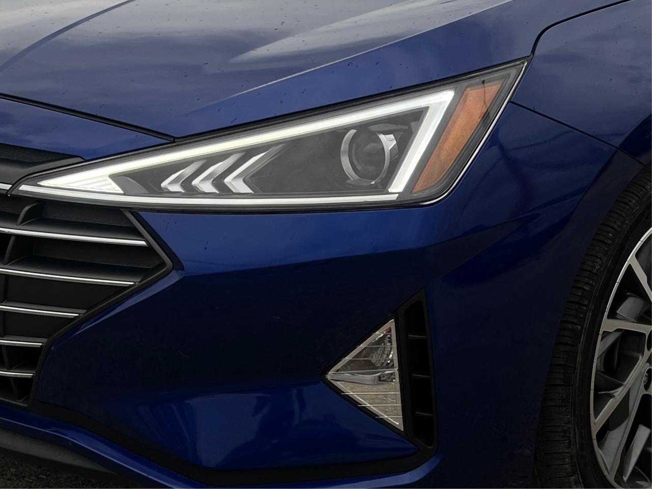 2020 Hyundai Elantra Luxury LEATHER SUNROOF MINT WE FINANCE ALL CREDIT Photo