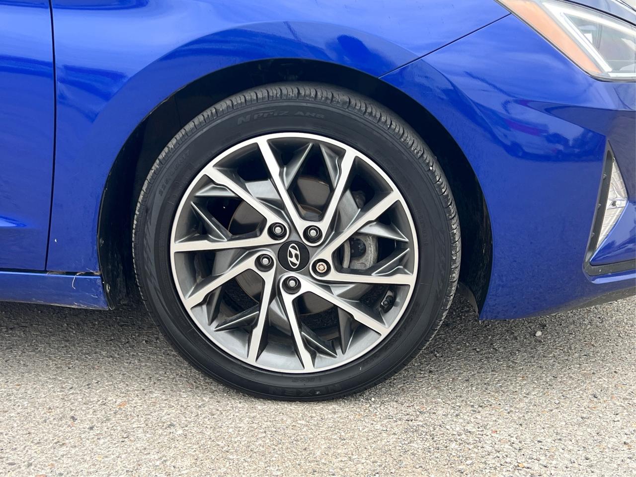 2020 Hyundai Elantra Luxury LEATHER SUNROOF MINT WE FINANCE ALL CREDIT Photo