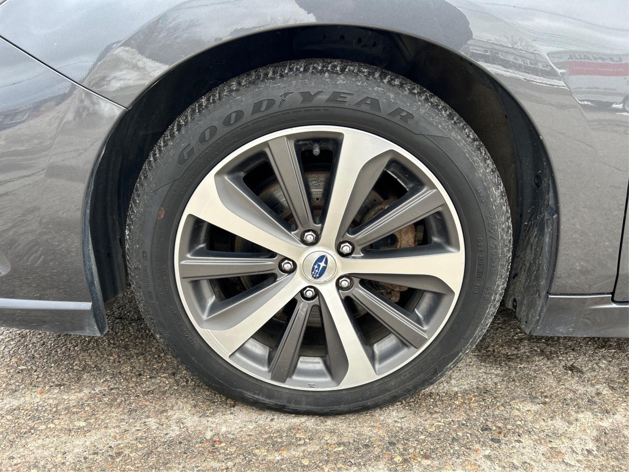 2018 Subaru Legacy Limited EYE SIGHT NAV LEATHER ROOF  WE FINANCE Photo