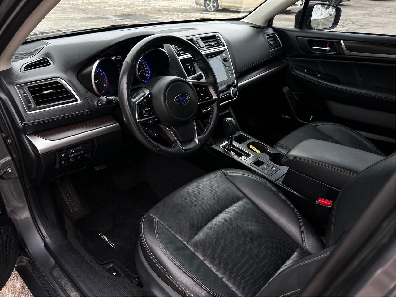 2018 Subaru Legacy Limited EYE SIGHT NAV LEATHER ROOF  WE FINANCE Photo