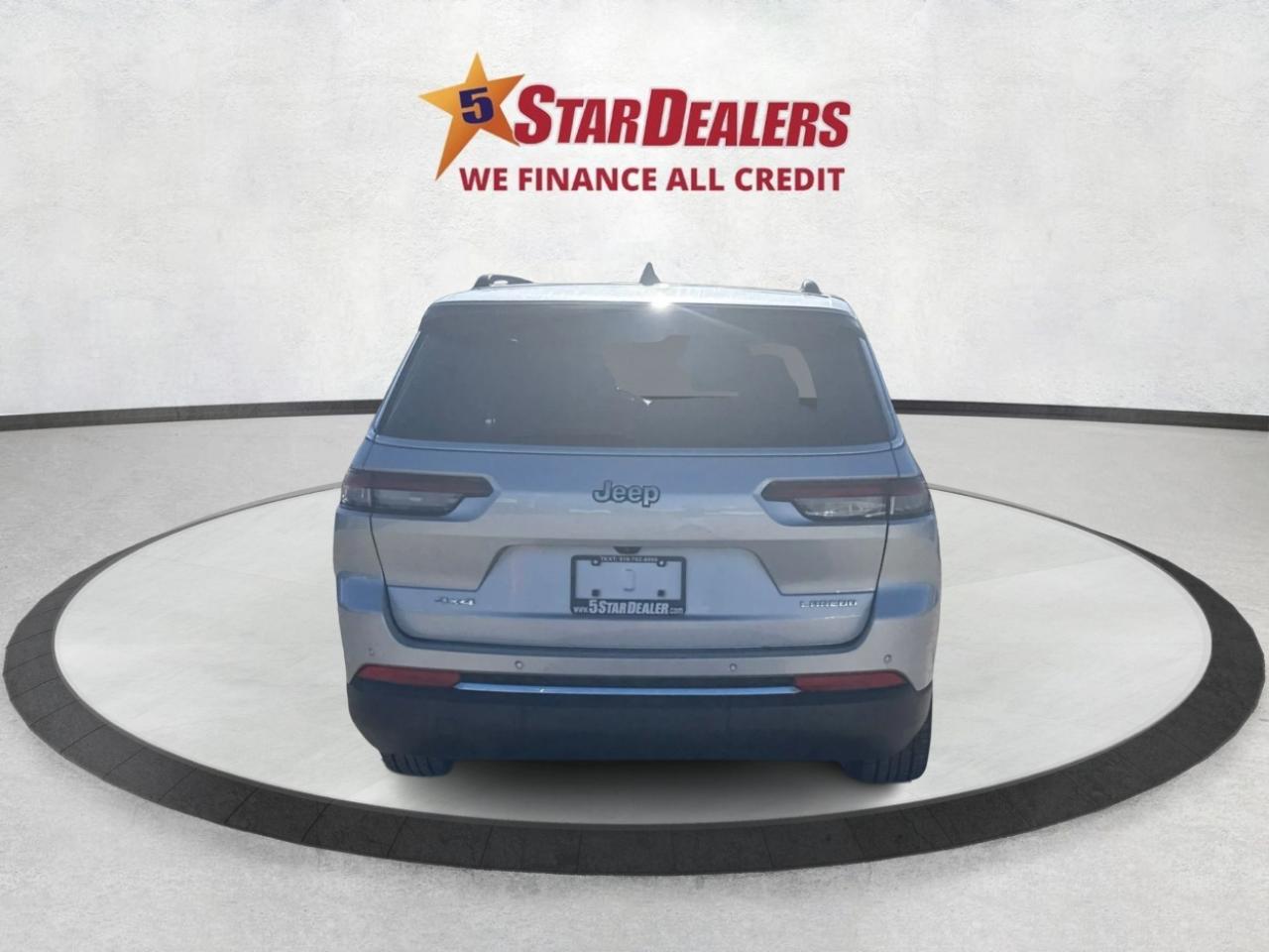 2023 Jeep Grand Cherokee L 6 PASS AWD ! WE FINANCE ALL CREDIT! Photo