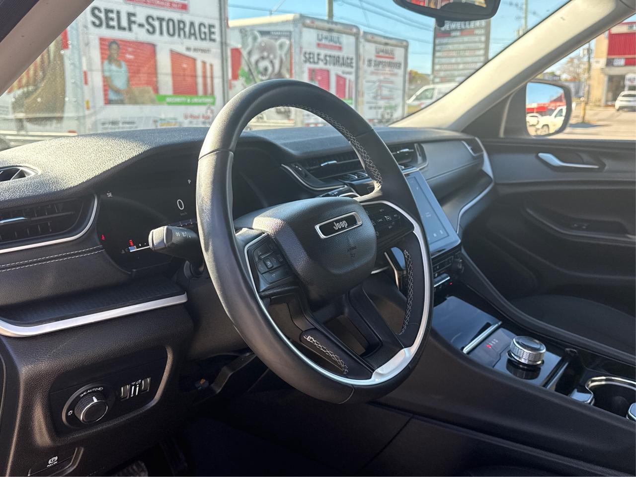 2023 Jeep Grand Cherokee L 6 PASS AWD ! WE FINANCE ALL CREDIT! Photo