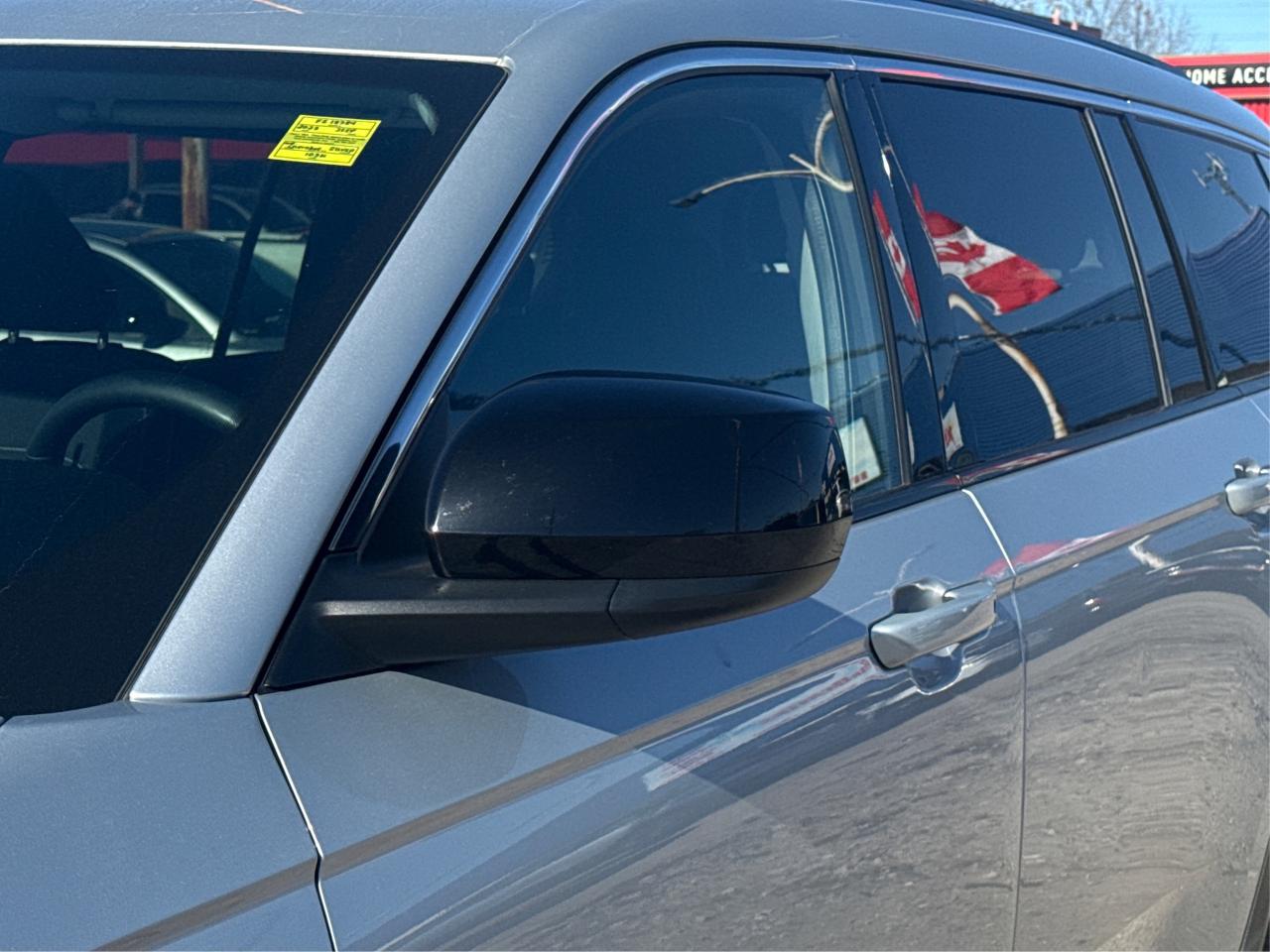 2023 Jeep Grand Cherokee L 6 PASS AWD ! WE FINANCE ALL CREDIT! Photo