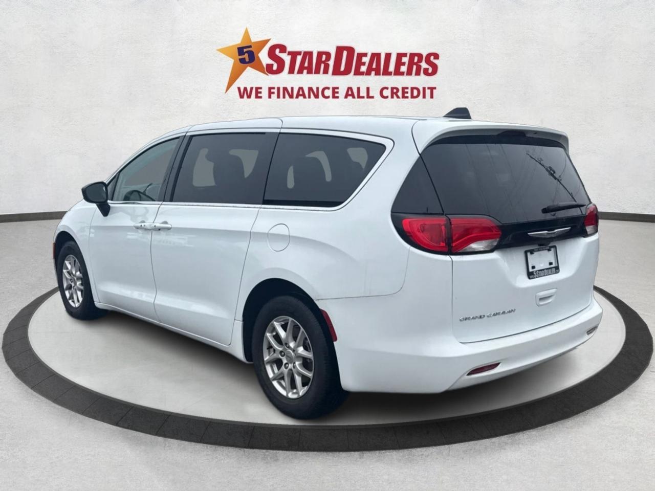 2024 Chrysler Grand Caravan 7 PASS HEATED SEATS LOADED WE FINANCE ALL CREDIT! Photo4