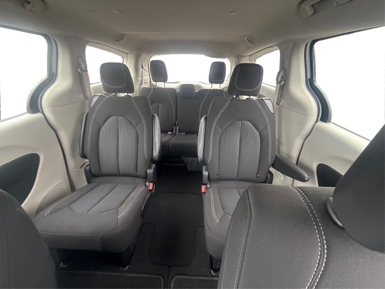 2024 Chrysler Grand Caravan 7 PASS HEATED SEATS LOADED WE FINANCE ALL CREDIT! Photo