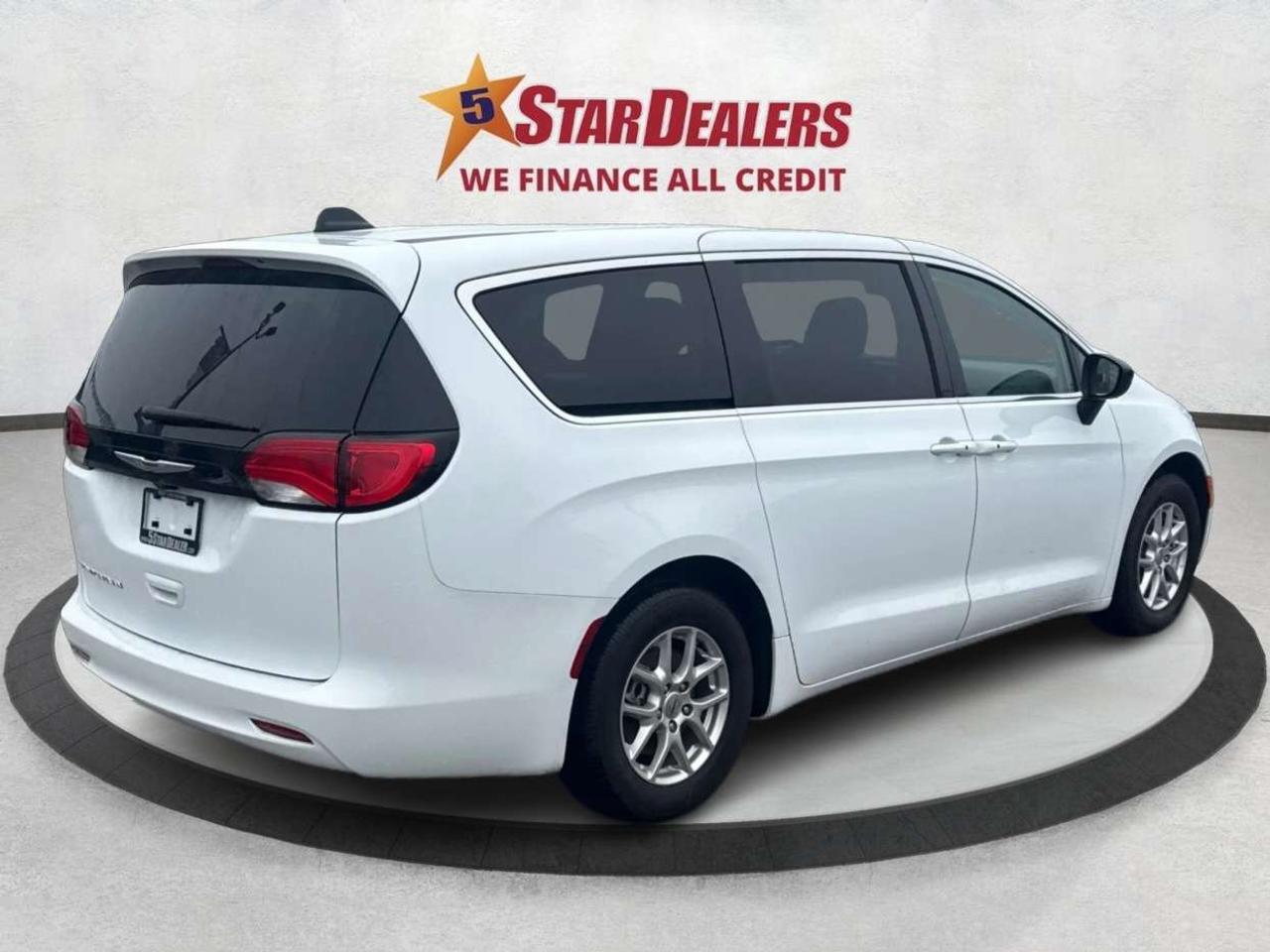2024 Dodge Grand Caravan 7 PASS HEATED SEATS LOADED WE FINANCE ALL CREDIT! Photo
