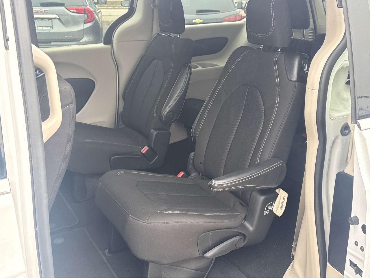 2024 Dodge Grand Caravan 7 PASS HEATED SEATS LOADED WE FINANCE ALL CREDIT! Photo