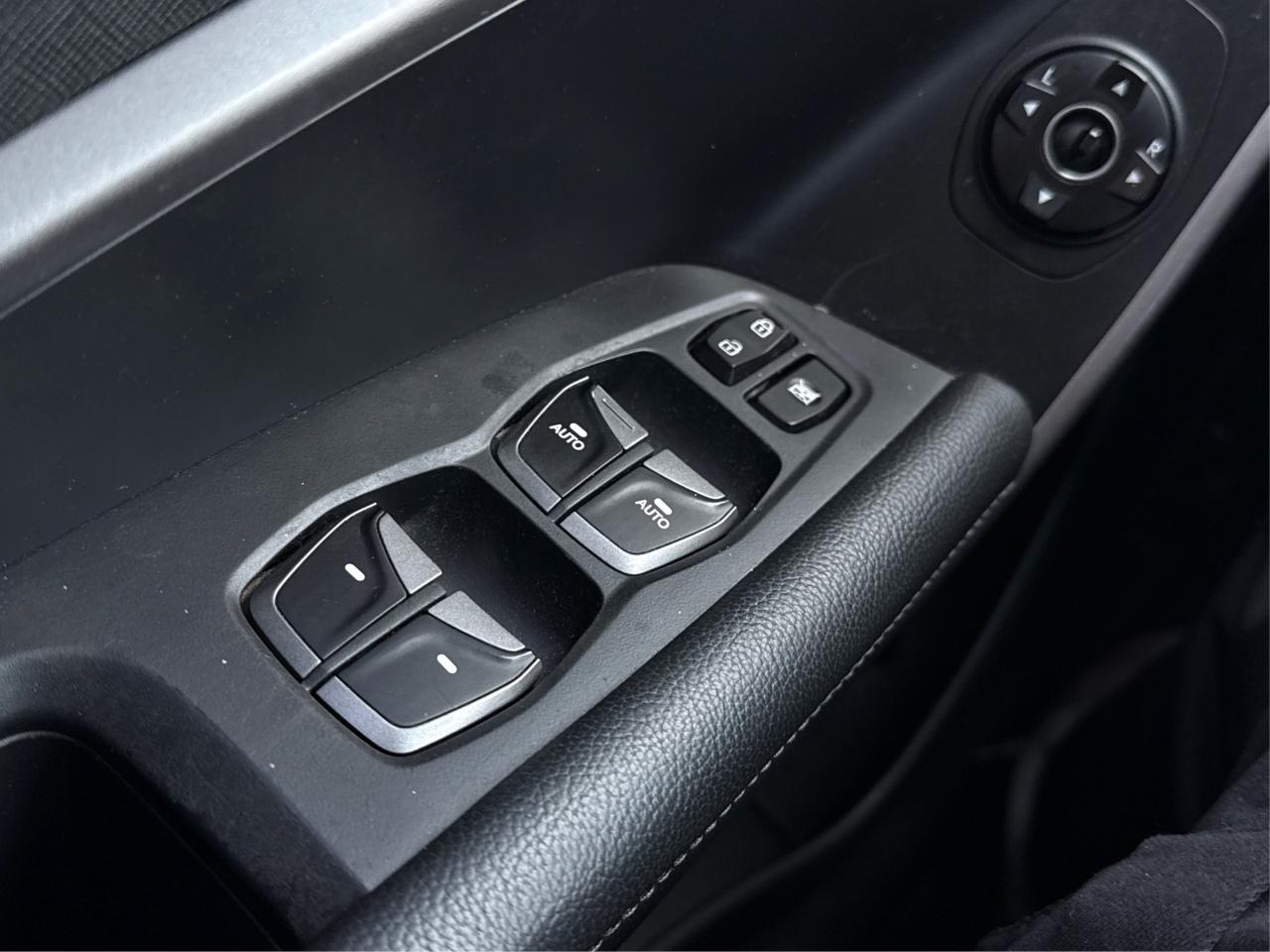 2016 Hyundai Santa Fe Sport AWD SPORT- PREMUM -2.4L  WE FINANCE ALL CREDIT Photo