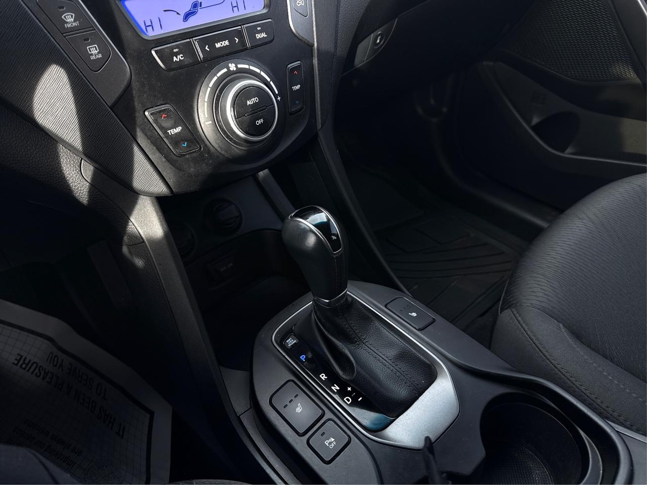 2016 Hyundai Santa Fe Sport AWD SPORT- PREMUM -2.4L  WE FINANCE ALL CREDIT Photo