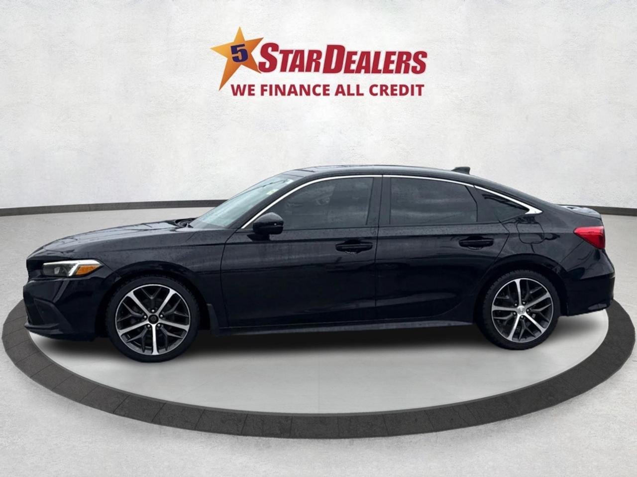 2023 Honda Civic Sedan NAV LEATHER SUNROOF LOADED! WE FINANCE ALL CREDIT Photo3