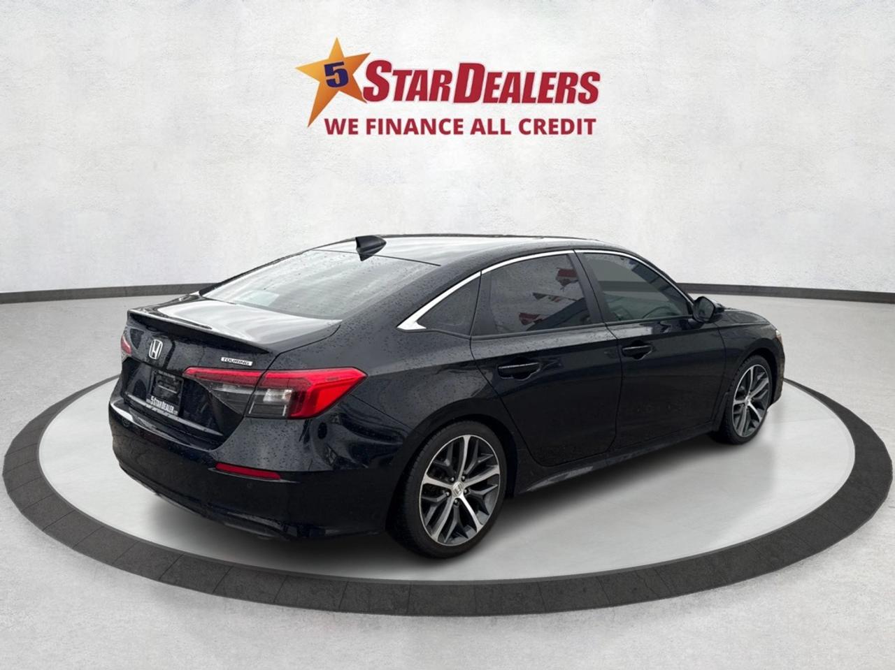 2023 Honda Civic Sedan NAV LEATHER SUNROOF LOADED! WE FINANCE ALL CREDIT Photo