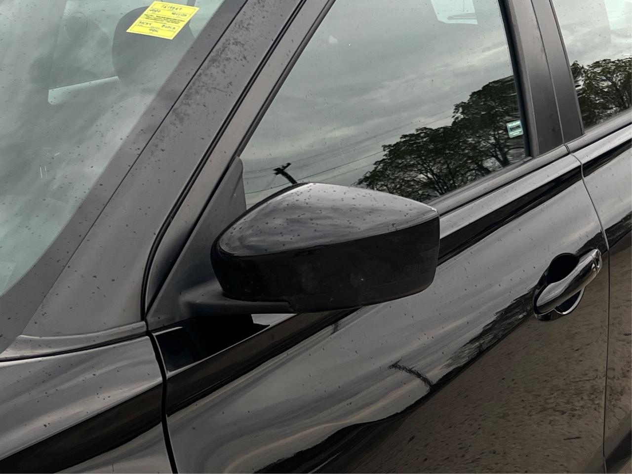 2020 Nissan Kicks SV NAV CRUSIE CONTROL LOW KM WE FINANCE ALL CREDIT Photo