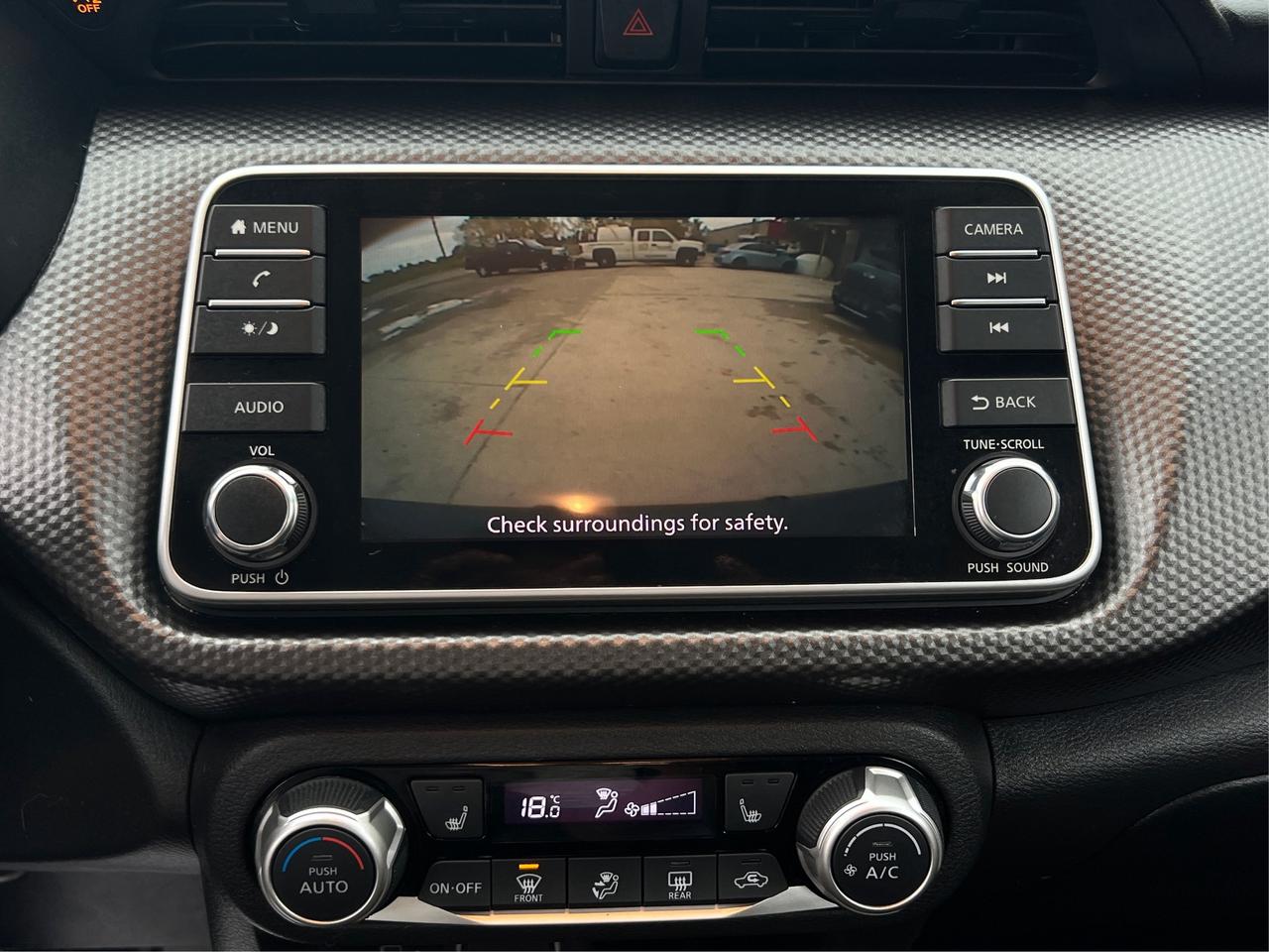 2020 Nissan Kicks SV NAV CRUSIE CONTROL LOW KM WE FINANCE ALL CREDIT Photo