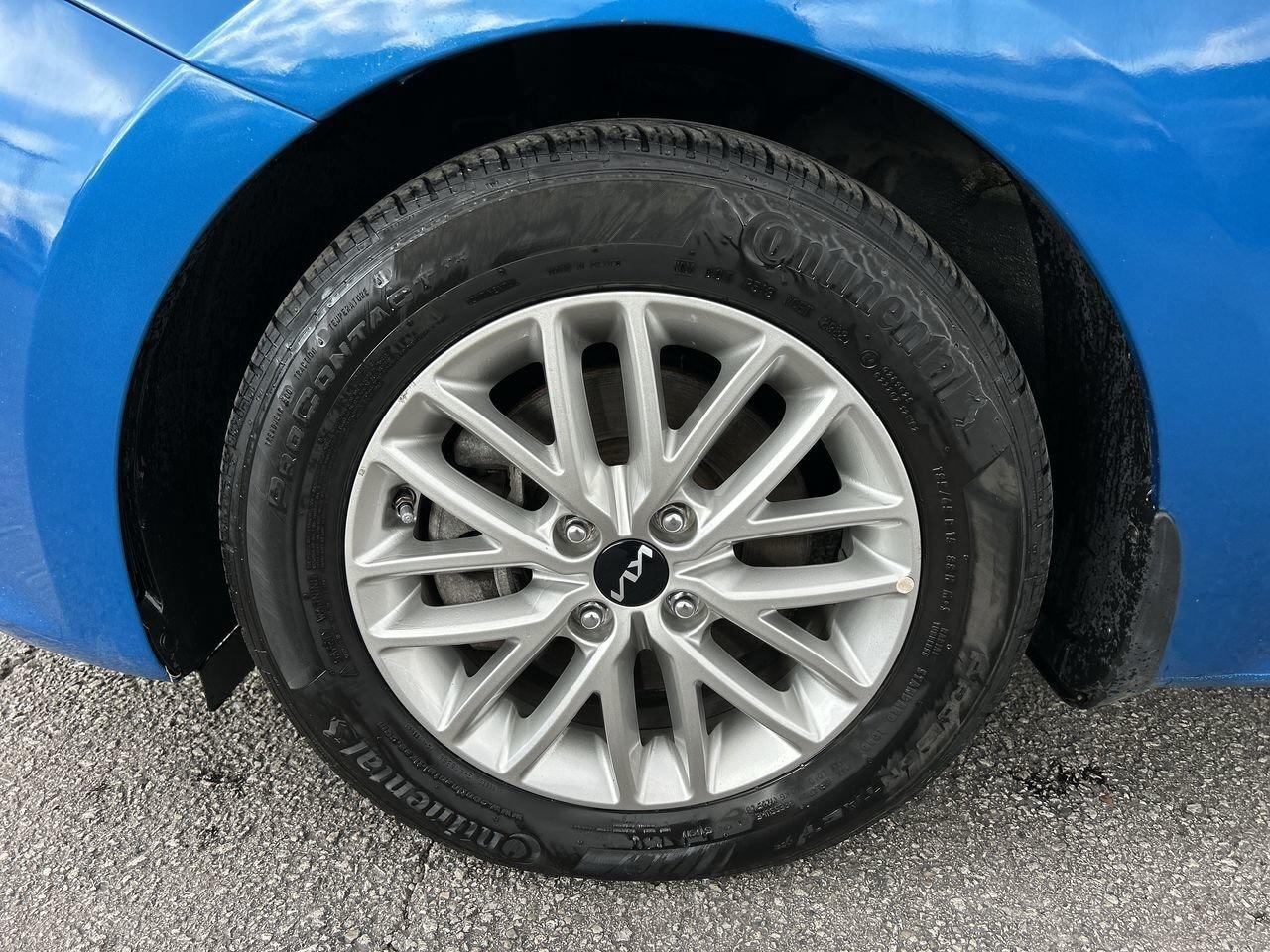 2023 Kia Rio 5-door LX PREMIUM   Efficient, Practical, Value-Packed NE Photo