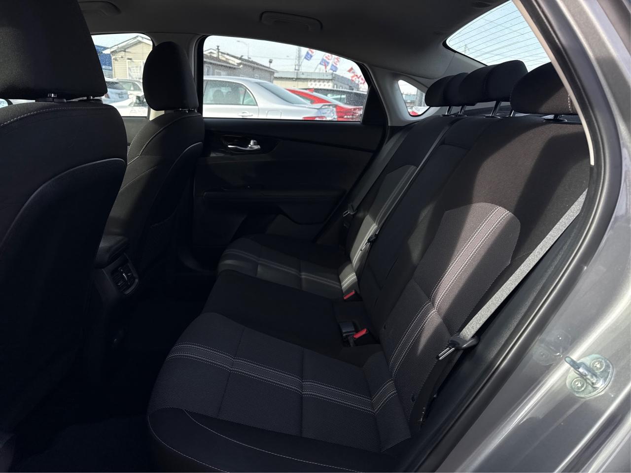 2022 Kia Forte EX HEATED SEATS CLEAN! WE FINANCE ALL CREDIT! Photo