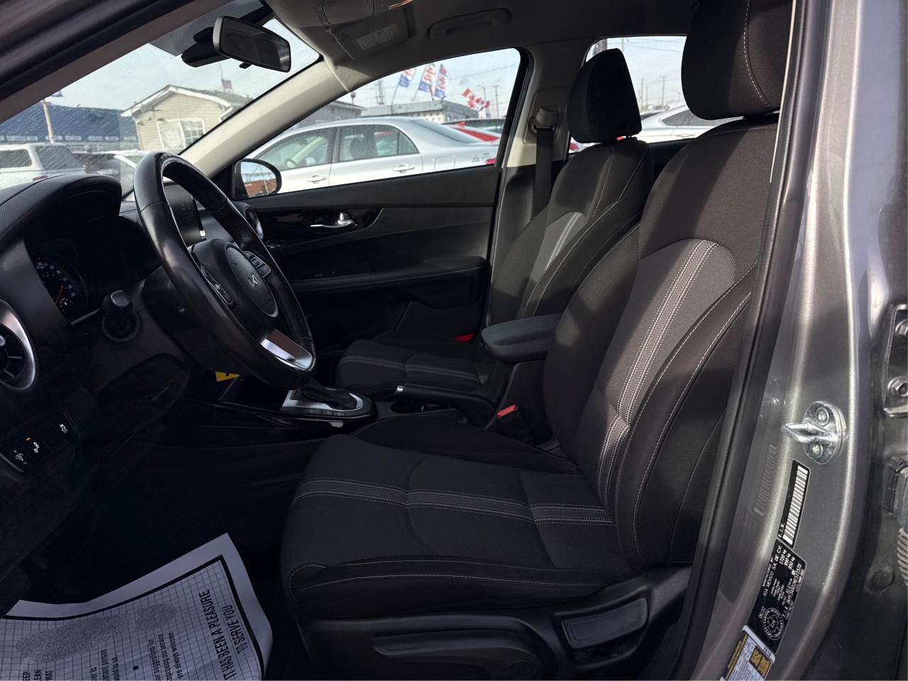 2022 Kia Forte EX HEATED SEATS CLEAN! WE FINANCE ALL CREDIT! Photo