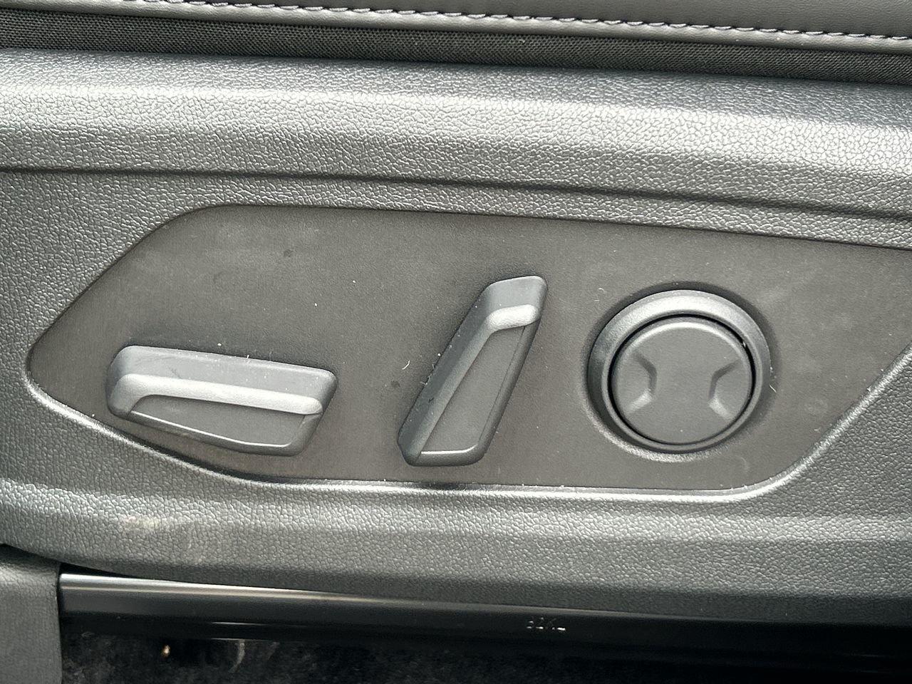 2025 Kia Sorento Plug-In Hybrid EX AWD AWD   Pwr Seats   Luxury   PHEV Photo