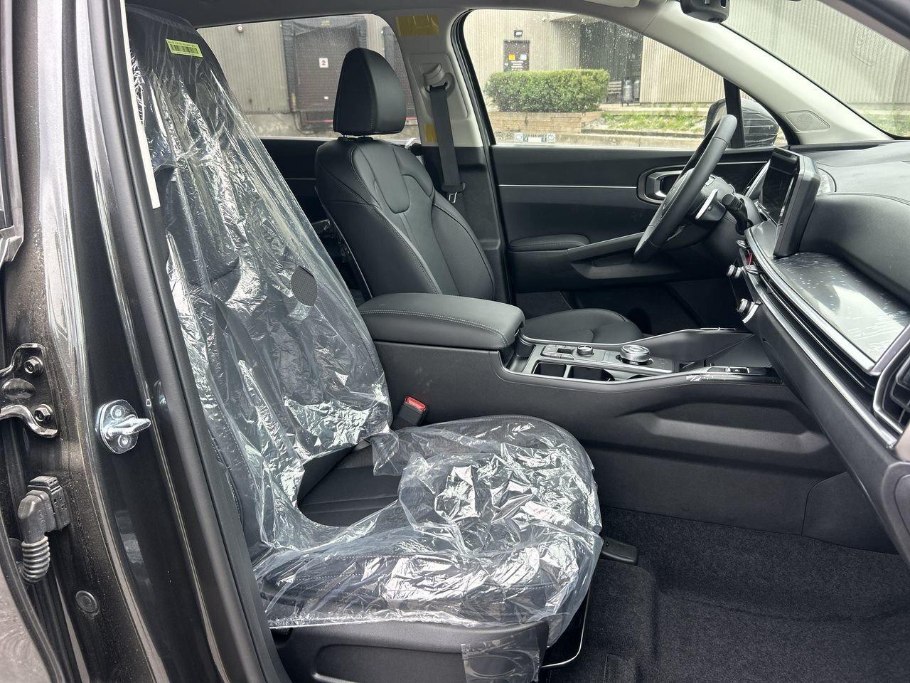 2025 Kia Sorento Plug-In Hybrid EX AWD AWD   Pwr Seats   Luxury   PHEV Photo