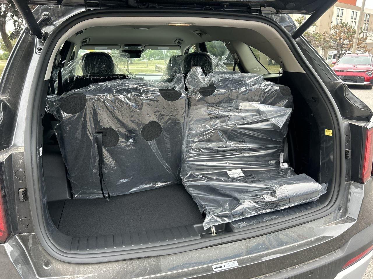 2025 Kia Sorento Plug-In Hybrid EX AWD AWD   Pwr Seats   Luxury   PHEV Photo