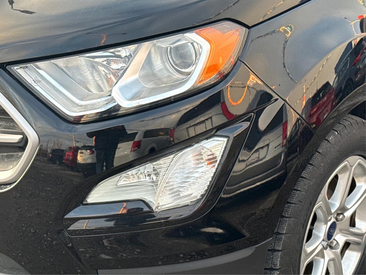 2020 Ford EcoSport NAV SUNROOF HEATED SEATS! WE FINANCE ALL CREDIT! Photo