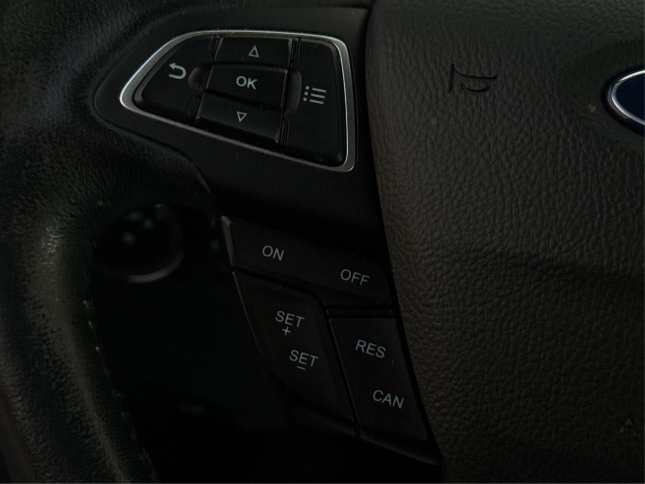 2020 Ford EcoSport NAV SUNROOF HEATED SEATS! WE FINANCE ALL CREDIT! Photo