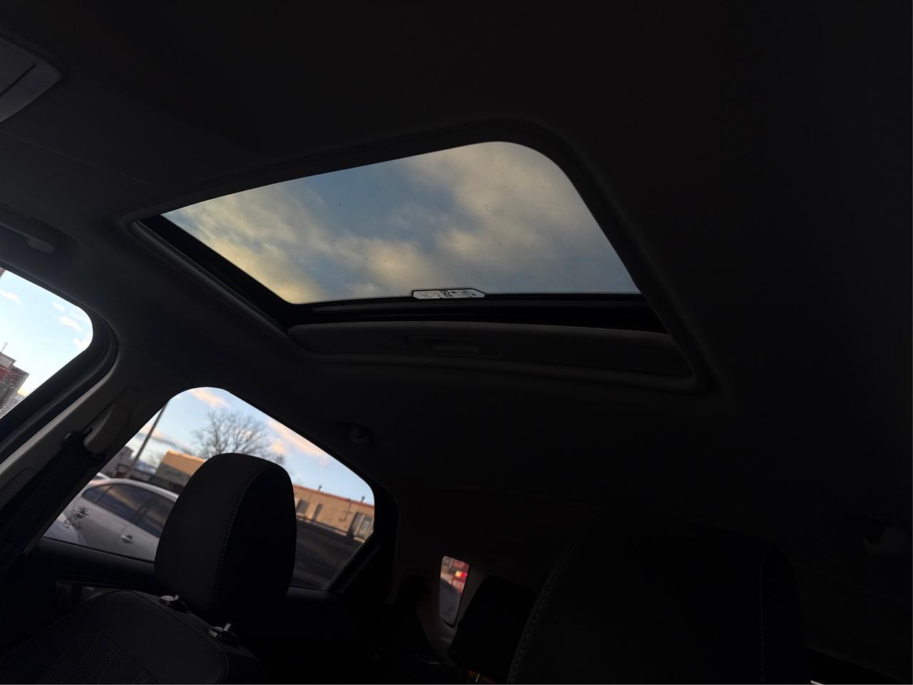 2020 Ford EcoSport NAV SUNROOF HEATED SEATS! WE FINANCE ALL CREDIT! Photo