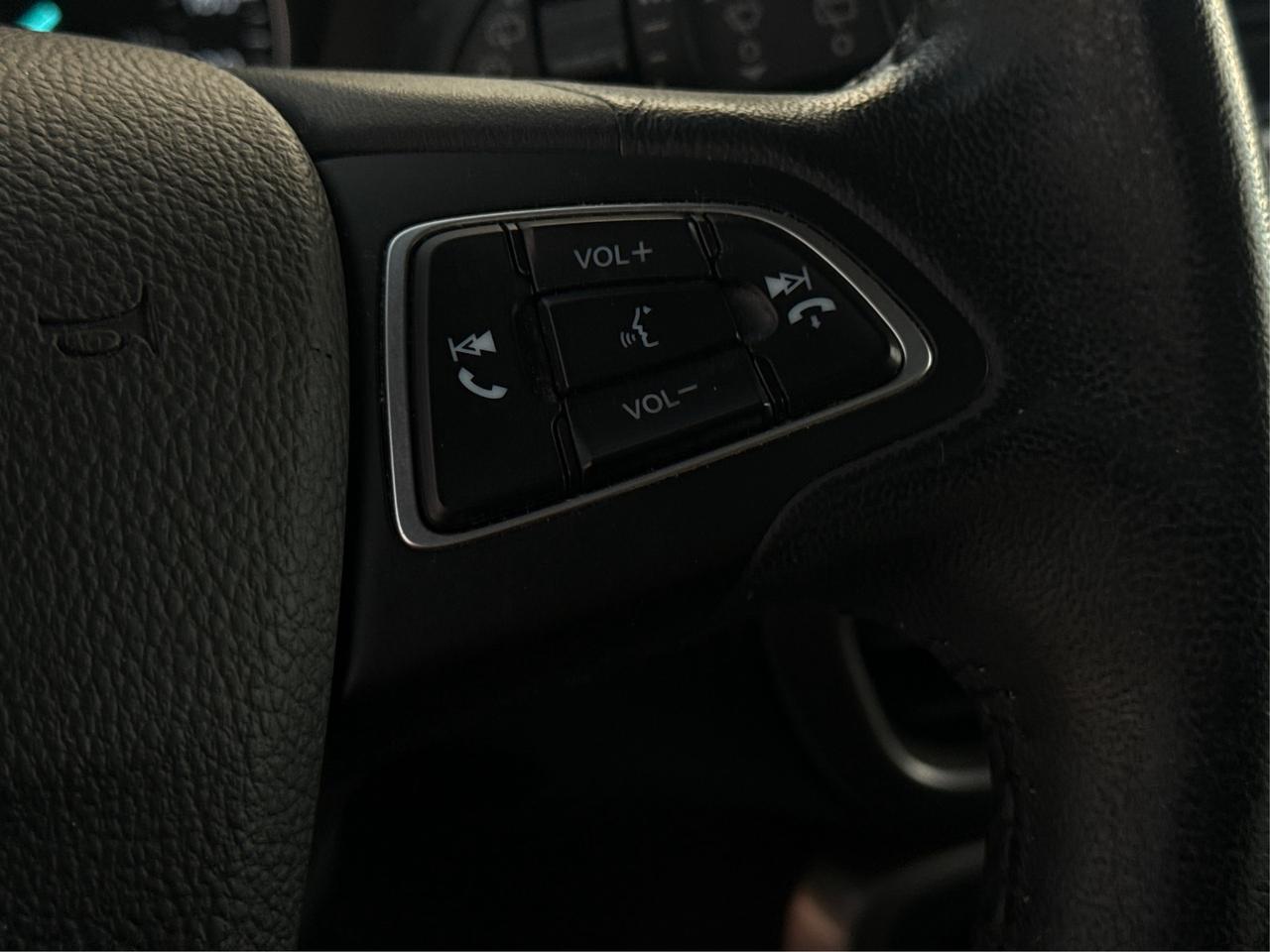 2020 Ford EcoSport NAV SUNROOF HEATED SEATS! WE FINANCE ALL CREDIT! Photo