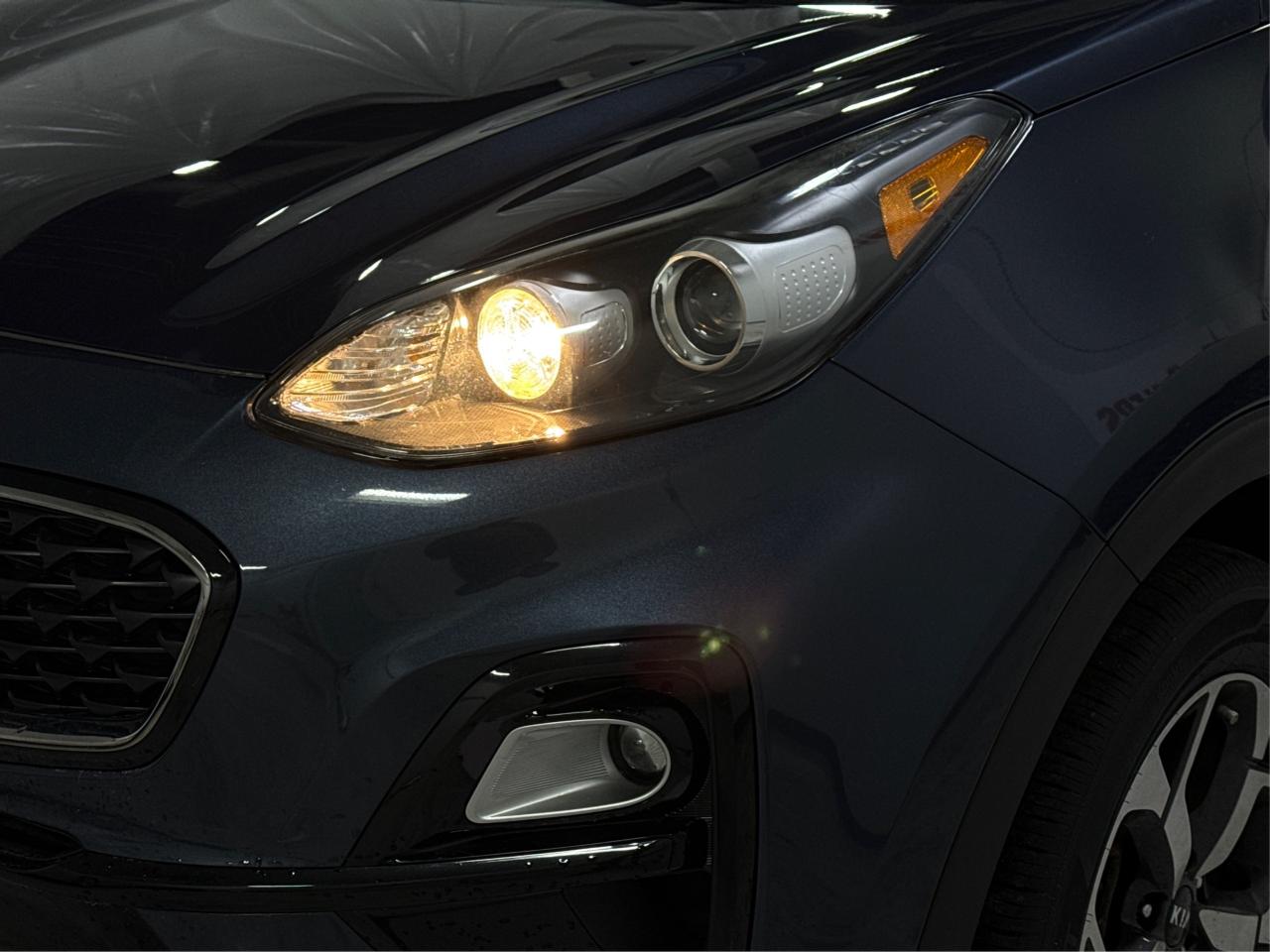2020 Kia Sportage LX AWD HEATED SEATS LOADED! WE FINANCE ALL CREDIT! Photo
