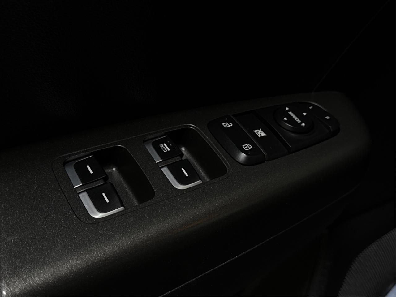 2020 Kia Sportage LX AWD HEATED SEATS LOADED! WE FINANCE ALL CREDIT! Photo