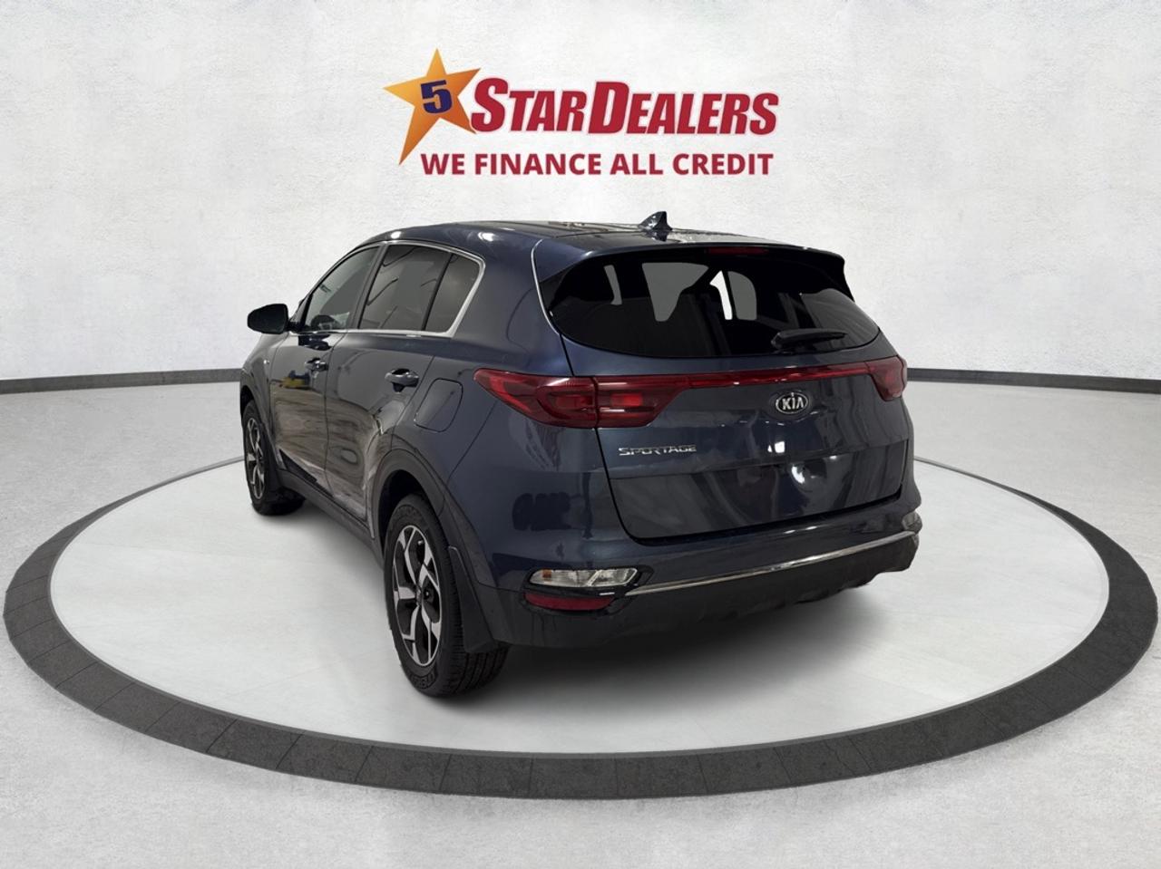 2020 Kia Sportage LX AWD HEATED SEATS LOADED! WE FINANCE ALL CREDIT! Photo4