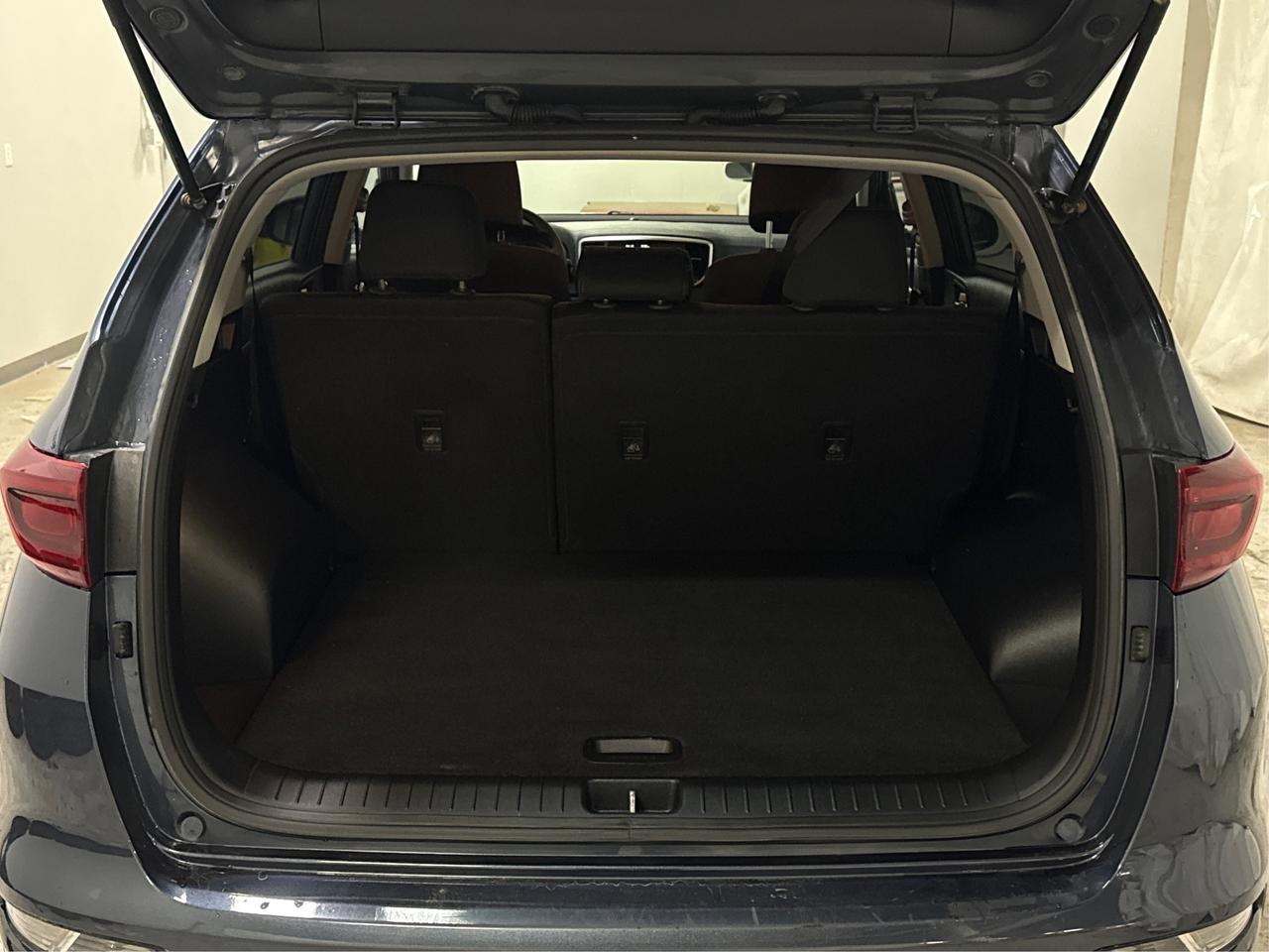 2020 Kia Sportage LX AWD HEATED SEATS LOADED! WE FINANCE ALL CREDIT! Photo