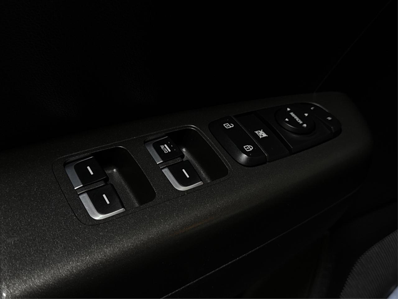 2020 Kia Sportage LX AWD HEATED SEATS LOADED! WE FINANCE ALL CREDIT! Photo