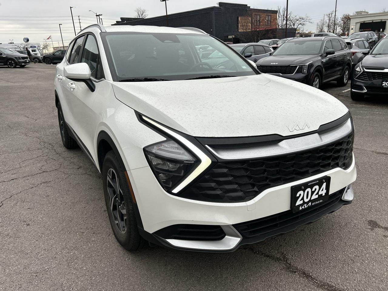 2024 Kia Sportage LX AWD   Adventure-Ready, Style-Approved! NO ACCID Photo