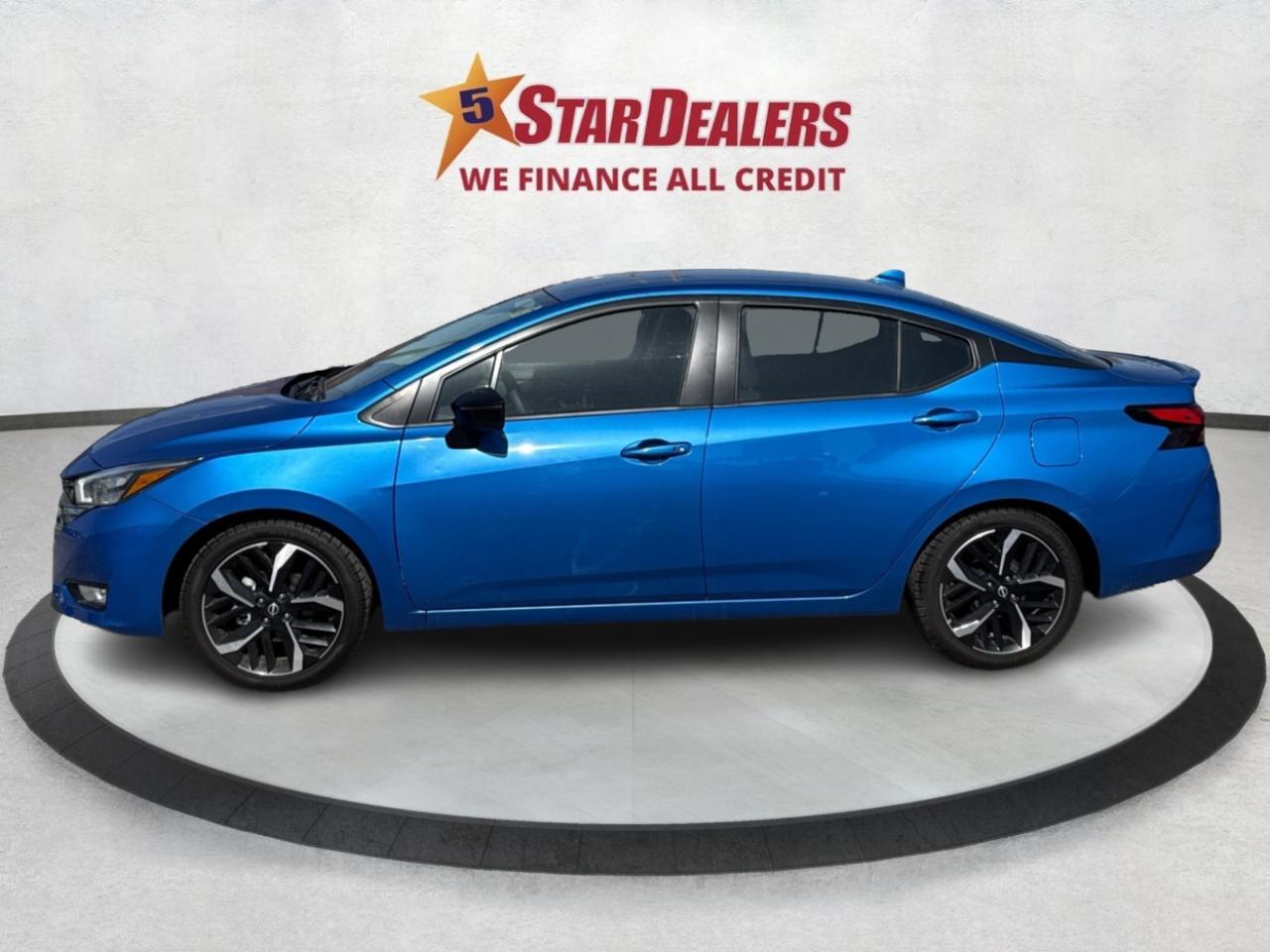 2024 Nissan Versa SR LIKE NEW HEATED SEATS WE FINANCE ALL CREDIT Photo