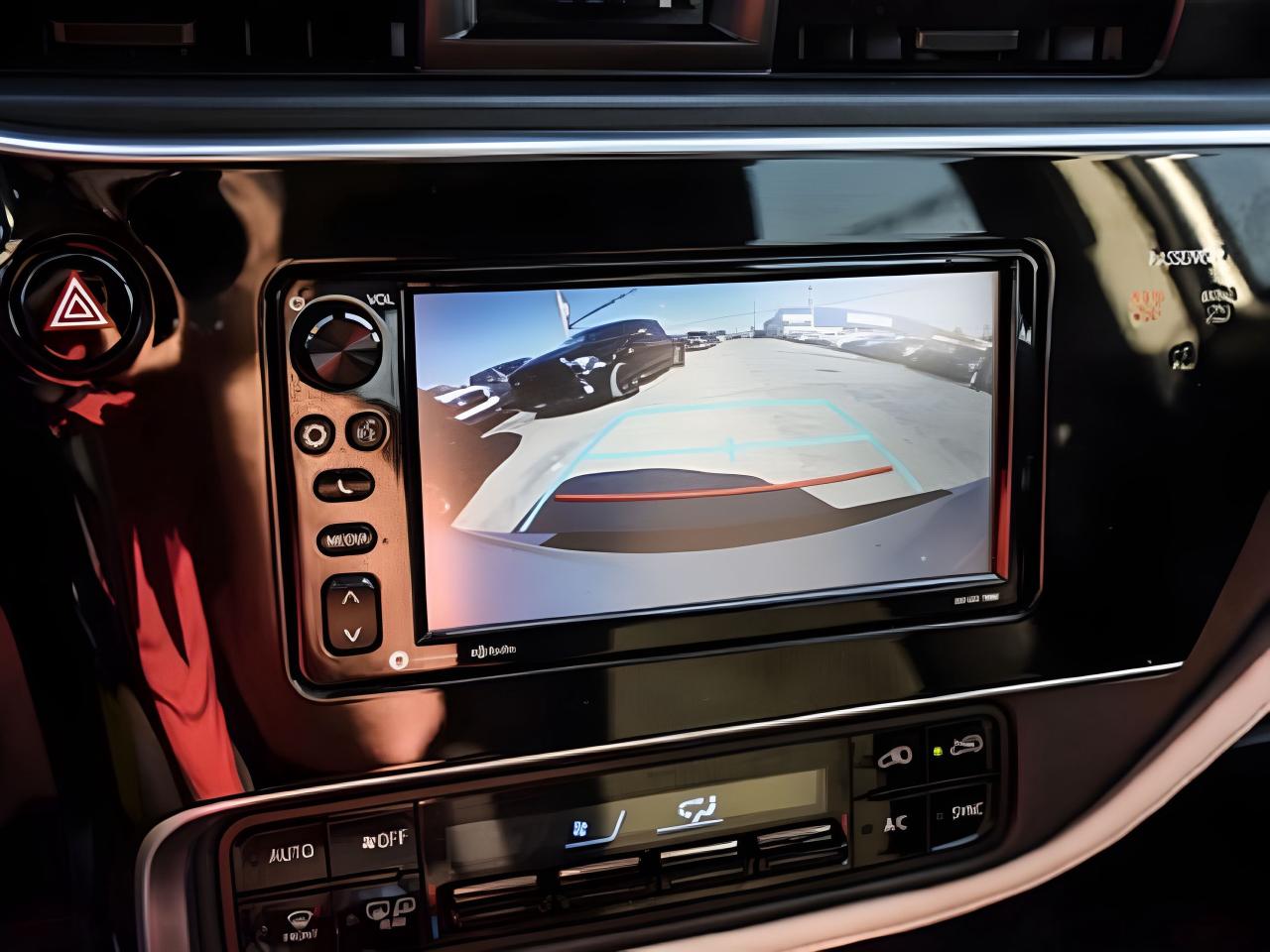 2018 Toyota Corolla iM Manual EXCELLENT CONDITION WE FINANCE ALL CREDIT Photo