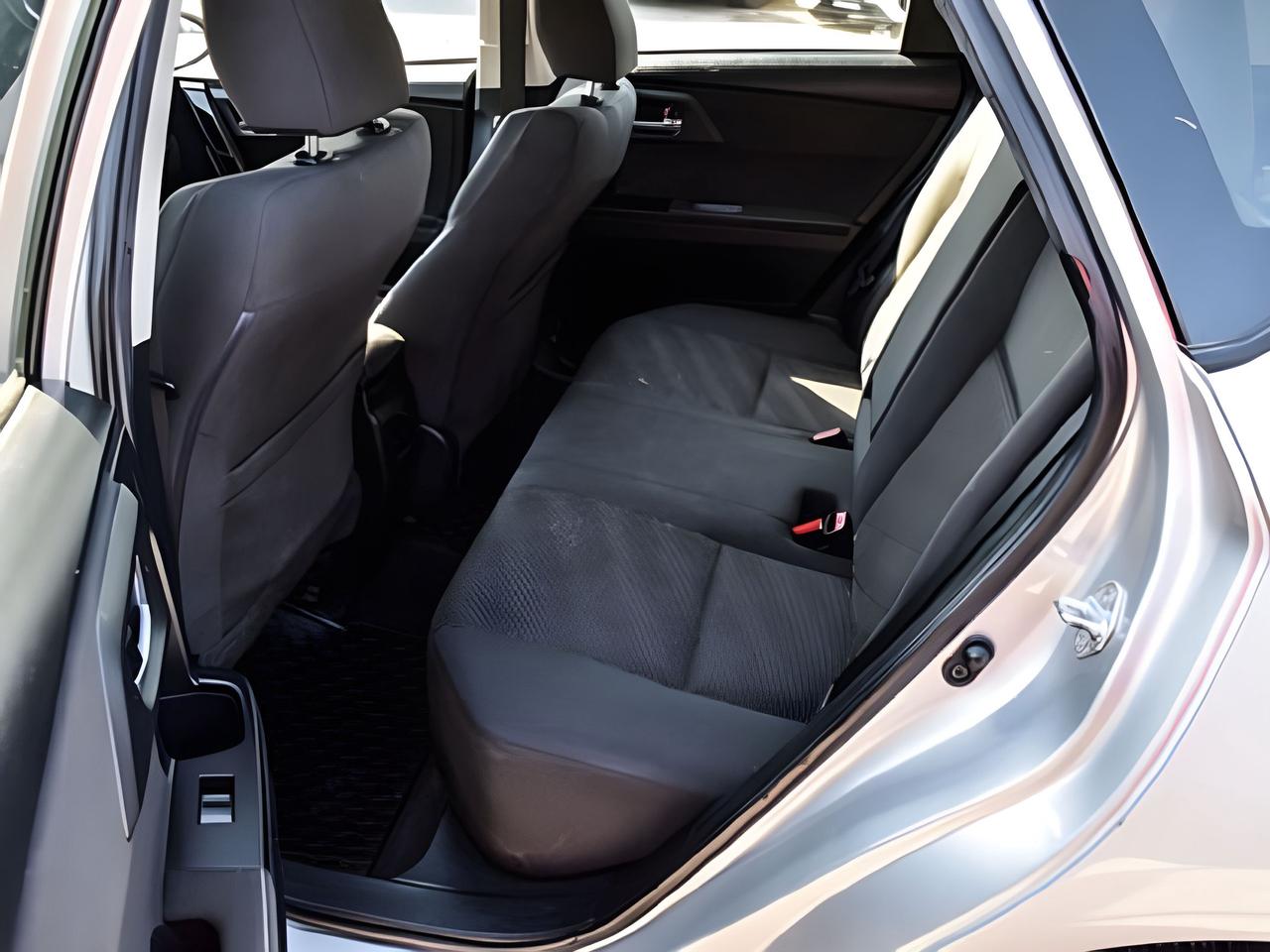 2018 Toyota Corolla iM Manual EXCELLENT CONDITION WE FINANCE ALL CREDIT Photo