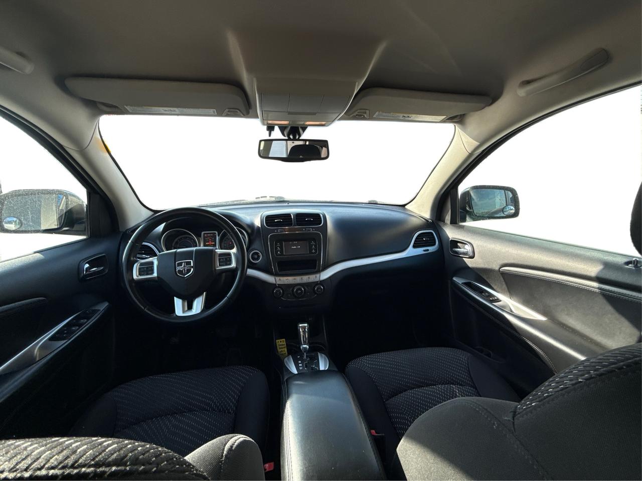 2015 Dodge Journey SXT 7 PASS HEATED SEATS LOADED WE FINANCE ALL! Photo