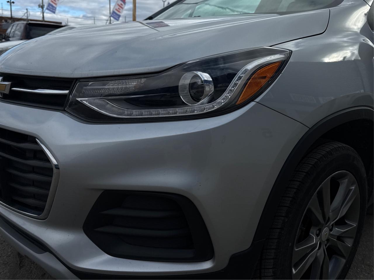 2020 Chevrolet Trax AWD CRUISE REAR CAM LOADED WE FINANCE ALL CREDIT! Photo