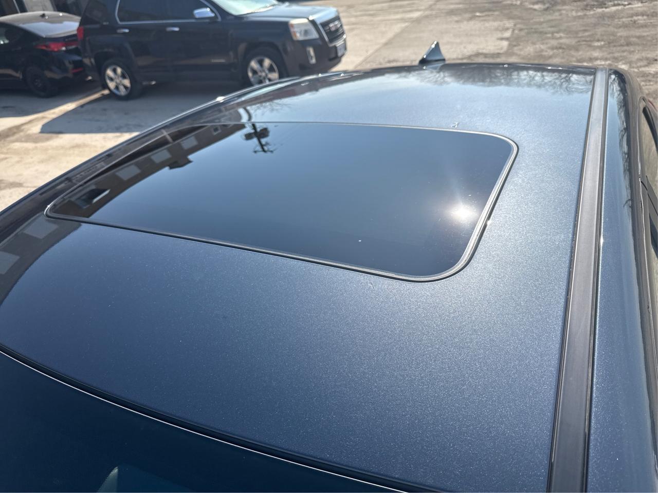 2023 Kia Forte GT 1 OWNER LEATHER ROOF  WE FINANCE ALL CREDIT Photo