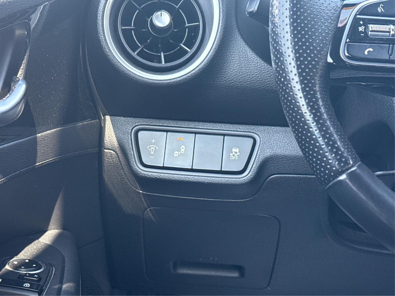 2023 Kia Forte GT 1 OWNER LEATHER ROOF  WE FINANCE ALL CREDIT Photo