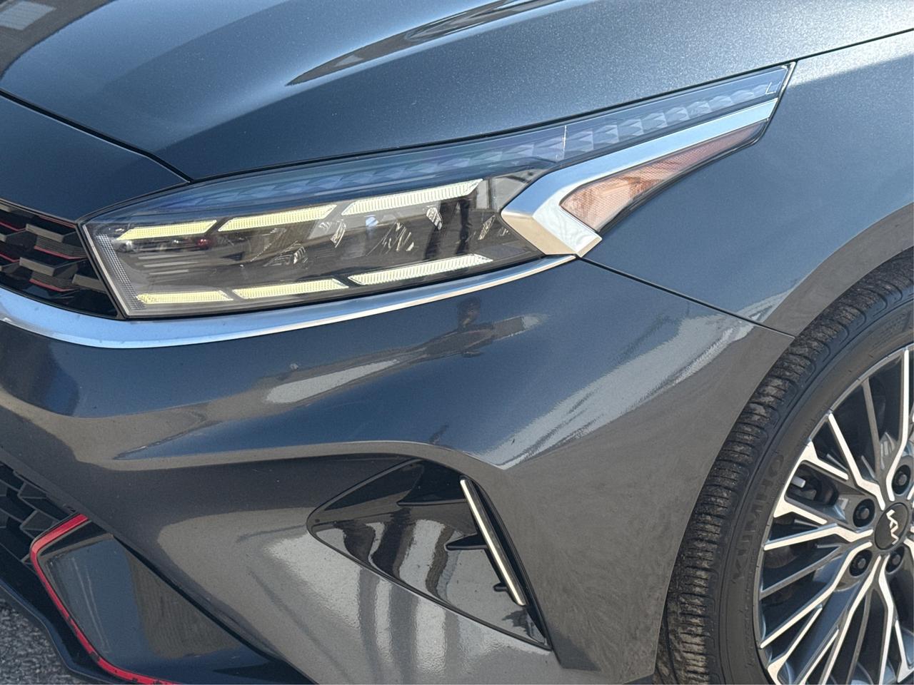 2023 Kia Forte GT 1 OWNER LEATHER ROOF  WE FINANCE ALL CREDIT Photo