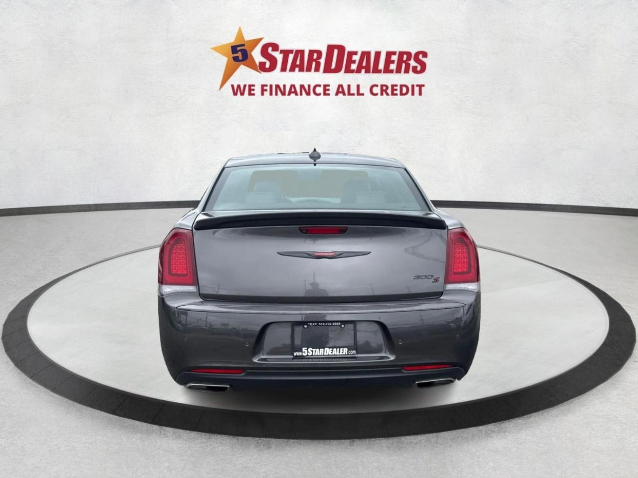 2022 Chrysler 300 LEATHER SUNROOF H-SEATS! WE FINANCE ALL CREDIT! Photo